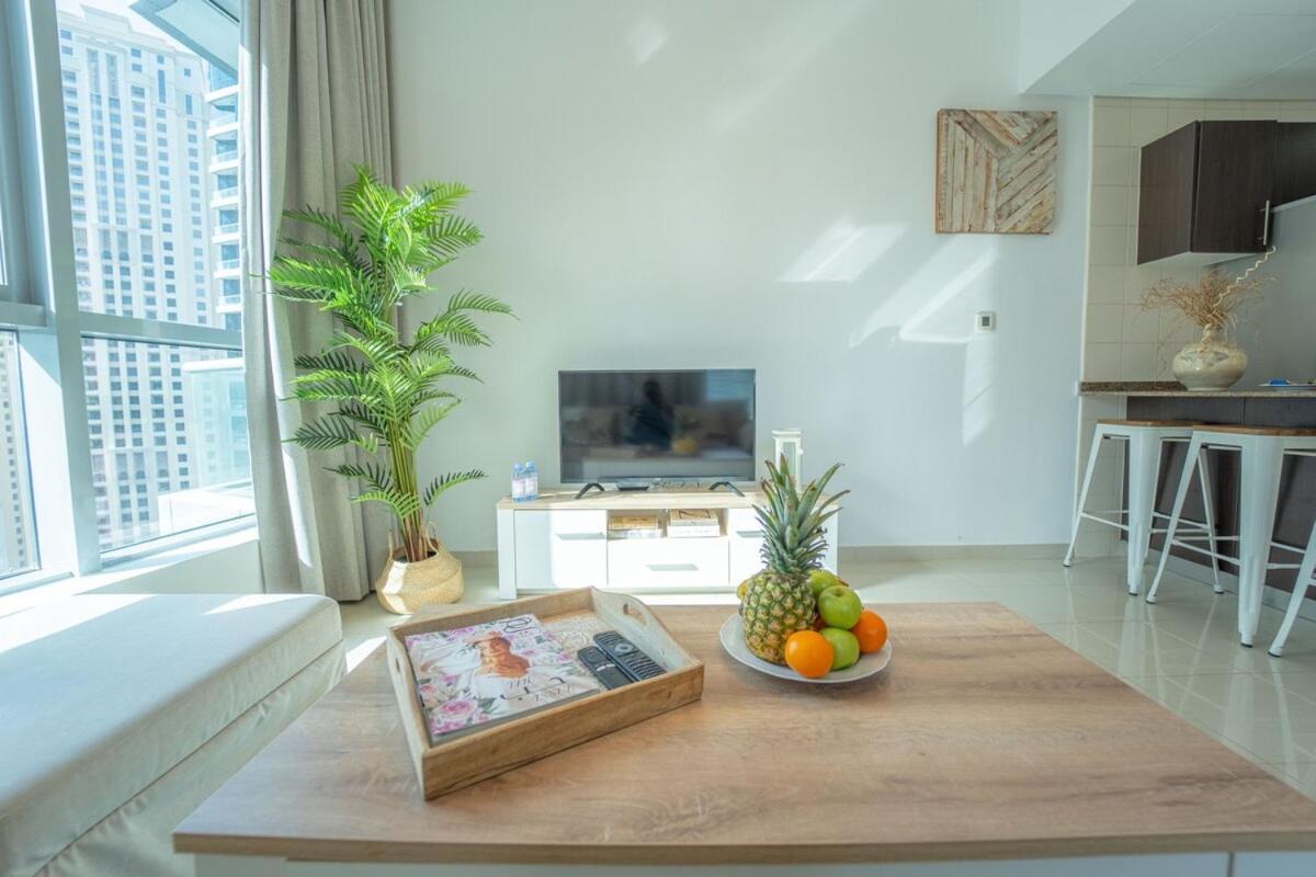Aws Holiday Homes - Prime Apartment Near The Beach Dubai Buitenkant foto